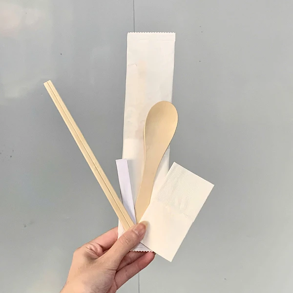 Dao – Thìa – Muỗng – Nĩa Gỗ Dùng Một Lần liên quan