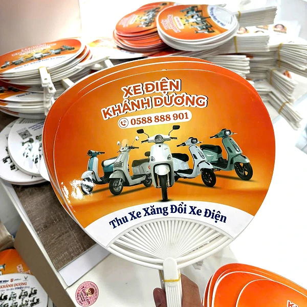 In Quạt Nhựa Quảng Cáo Theo Yêu Cầu liên quan
