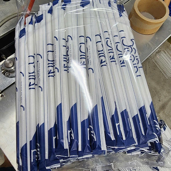 Ống Hút Nhựa Bọc Giấy Trơn & In Logo (Phi 6 - Phi 8 - Phi 12) liên quan