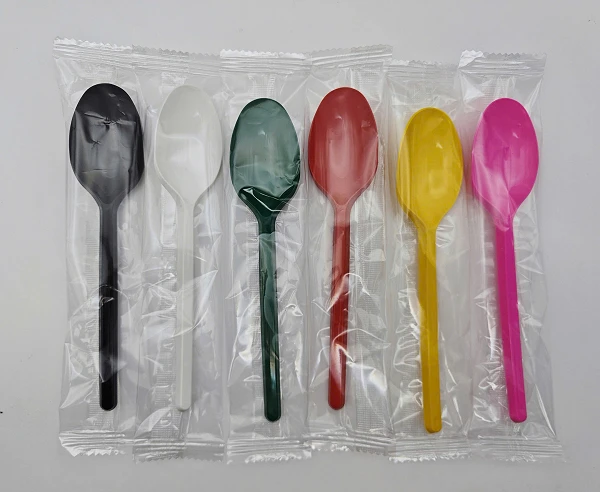 Thìa Nhựa Dùng Một Lần 15cm, 20cm liên quan